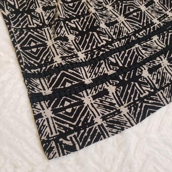 Lucky Brand Boho Crochet Detail Bell Sleeve Top - Picture 4 of 7